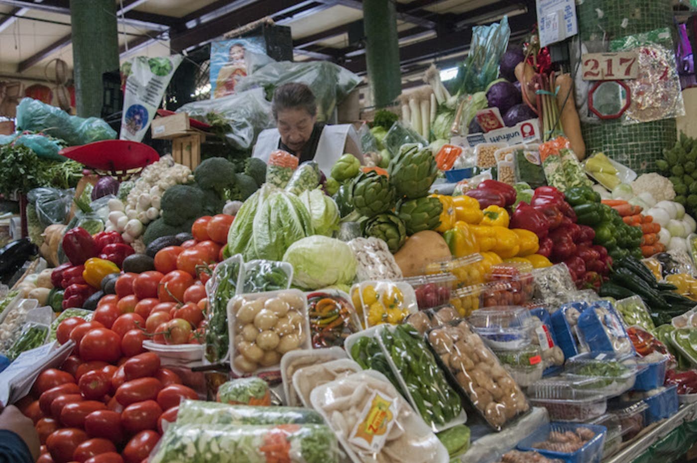 Sector comercio reporta disminución en precios de alimentos