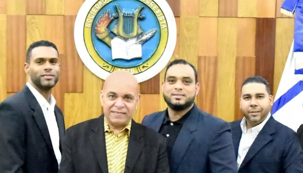 Integrantes de la banda vegana “Amadeus Saxofone Quartet Jazz”.