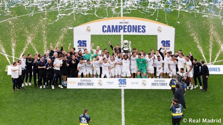 Real Madrid se proclama campeón de la Liga Española por ocasión 35