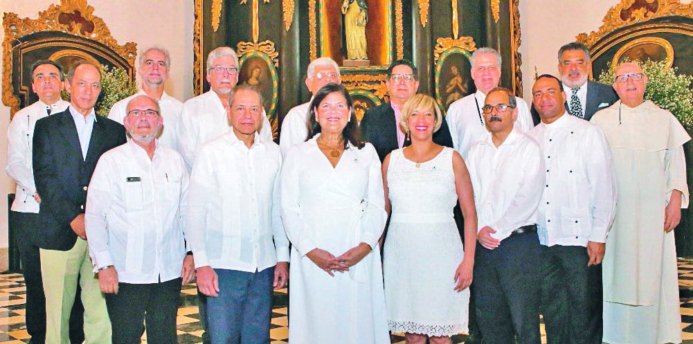 Cenapec celebra misa en conmemoración a su 50 aniversario