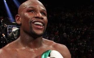 Mayweather  se disculpa por la pobre actuación ante  Logan Paul