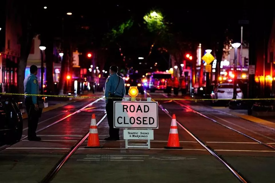 Al menos 6 muertos y 9 heridos en tiroteo en Sacramento, California