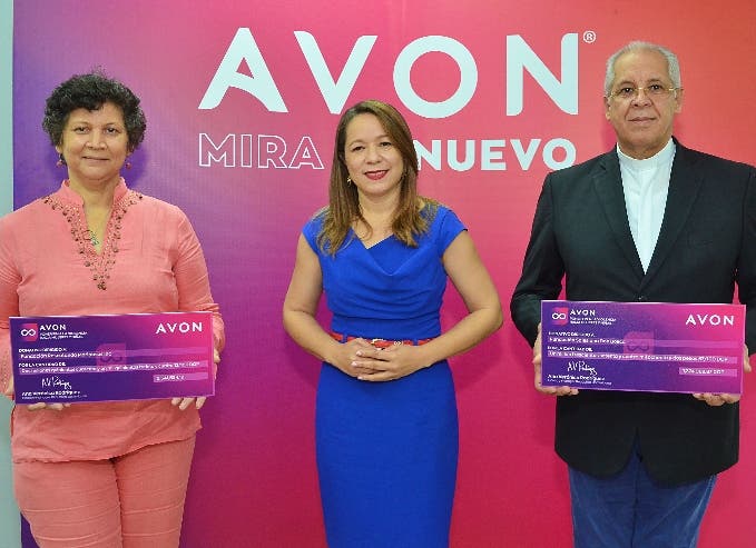 Avon apoya con donativos a fundaciones varios países