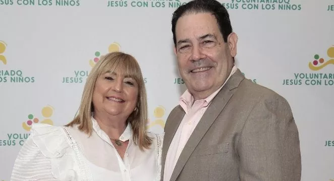 Julia de Herrera y Moisés Herrera.
