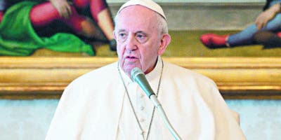 El papa critica la “falta de honestidad” y la “desinformación” en los medios