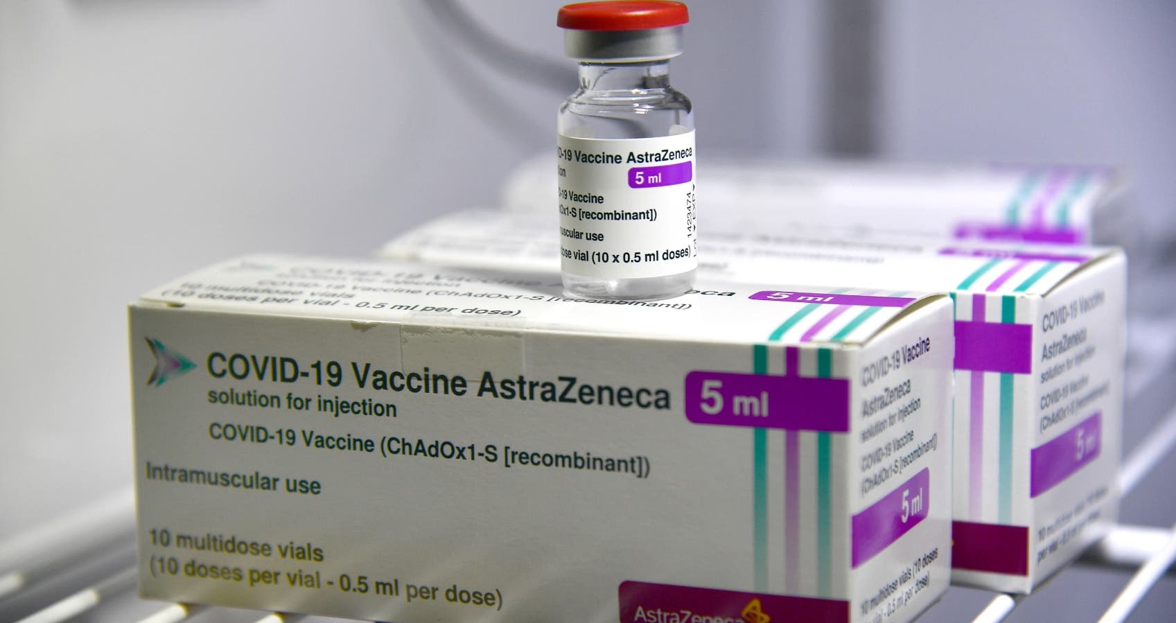 AstraZeneca afirma Gobierno solicitó entregar vacunas Covid en el 2022