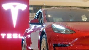 Tesla llama a revisión más de 127.000 automóviles Model 3 en China por riesgos de seguridad