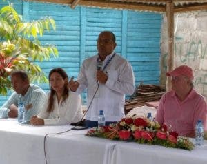 El IDDI inicia acueducto en Villa Altagracia