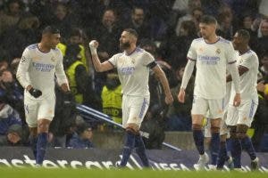 Benzema pone al Real Madrid al mando ante el Chelsea