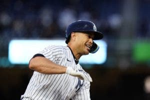 Stanton, séptimo jugador que más rápido suma 350 jonrones en Grandes Ligas