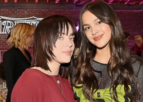 Billie Eilish y Olivia Rodrigo, favoritas en unos Grammy sin decidir