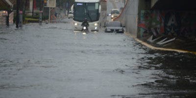 Onamet pone en alerta el Gran Santo Domingo por posible inundaciones