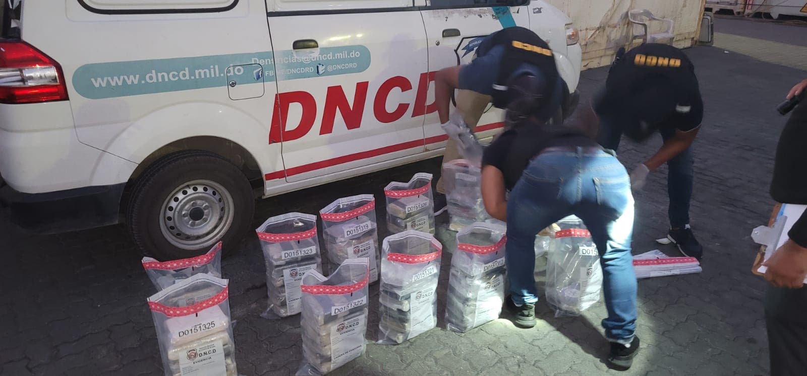 Incautan otros 64 paquetes de cocaína en Punta Caucedo