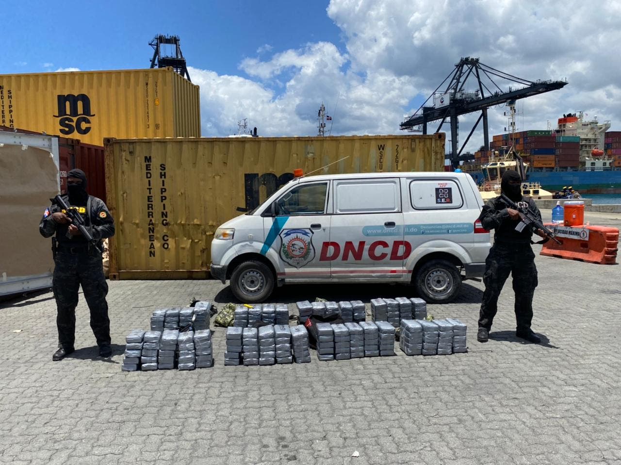 DNCD se incauta 180 paquetes de cocaína en el puerto Punta Caucedo