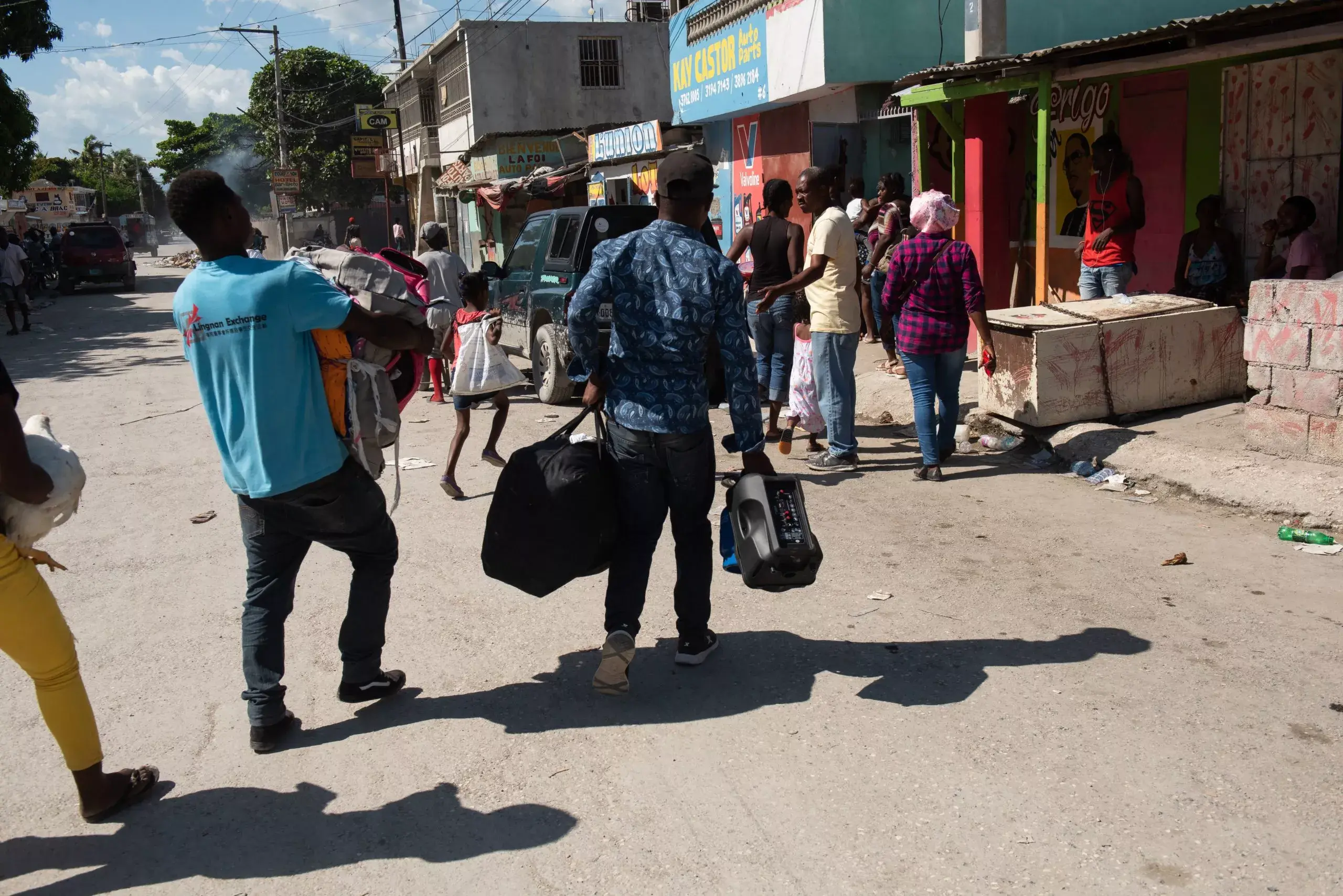 Haitianos repatriados denuncian “pesadilla” que viven en RD