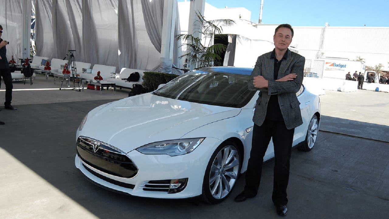Musk vendió 8.500 millones en acciones de Tesla tras acuerdo con Twitter