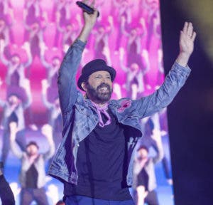 Juan Luis Guerra cierra en grande su ciclo de conciertos “Entre Mar y Palmeras Tour” de Punta Cana