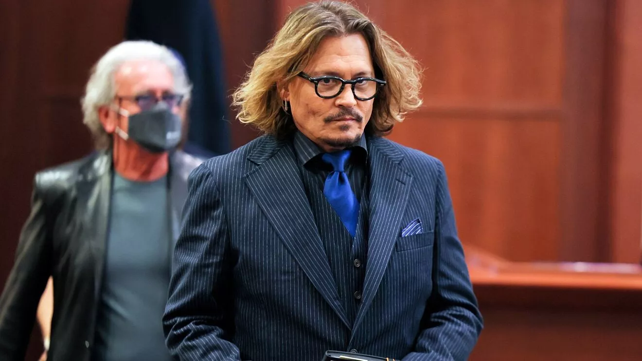 Johnny Depp asegura que nunca ha “golpeado a una mujer en mi vida”