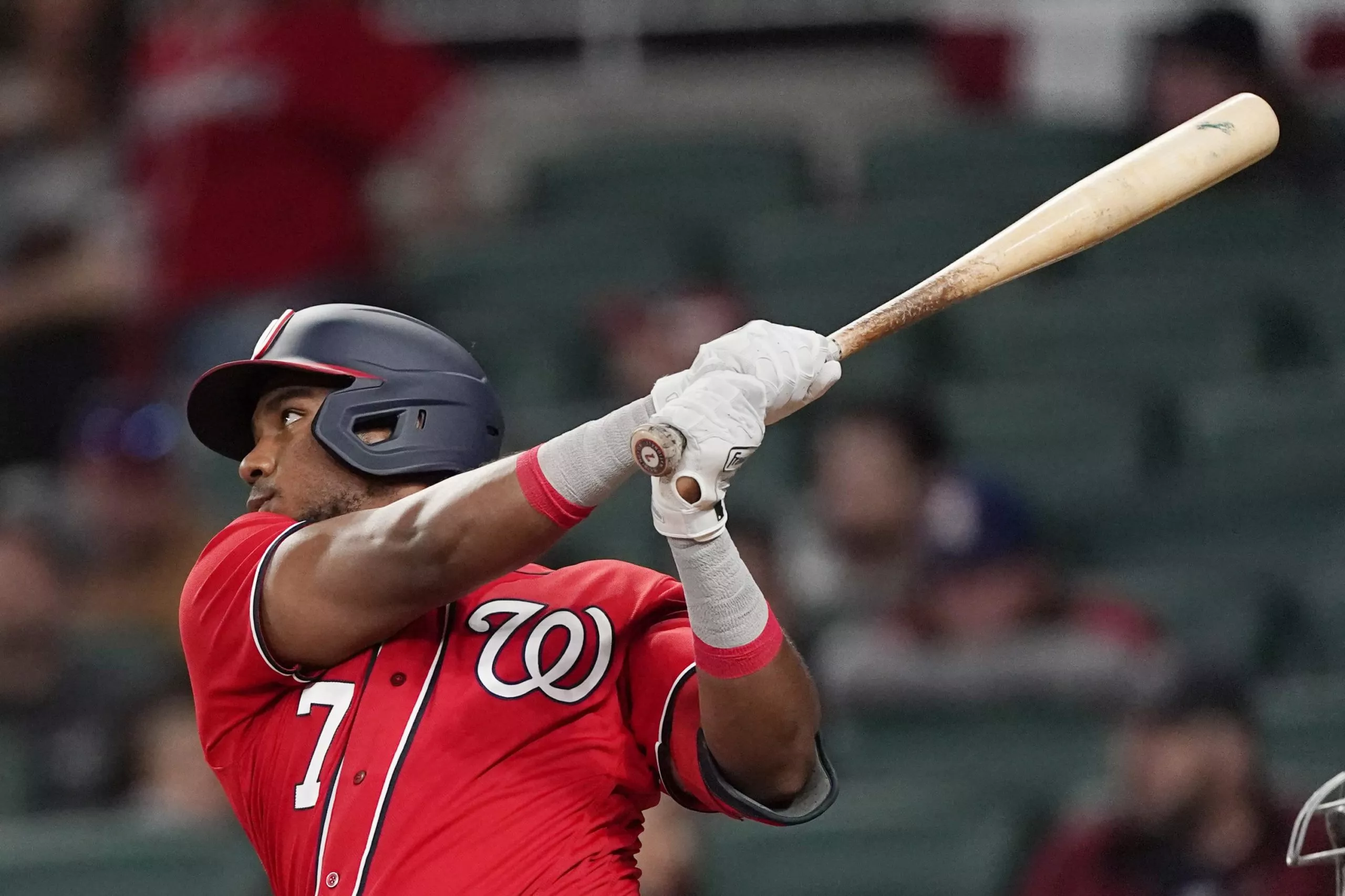 Maikel Franco impulsa cinco en paliza de Nacionales a Bravos por 11-2