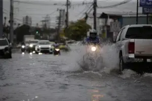 COE coloca a 12 provincias en alerta verde por posibles crecidas de ríos