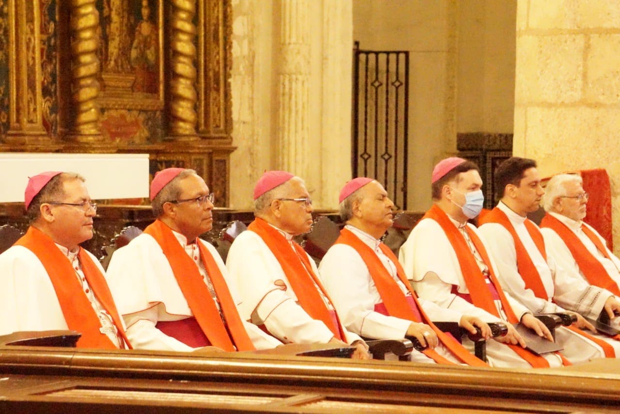 Por primera vez los obispos de arquidiócesis SD se juntan en Sermón Siete Palabras