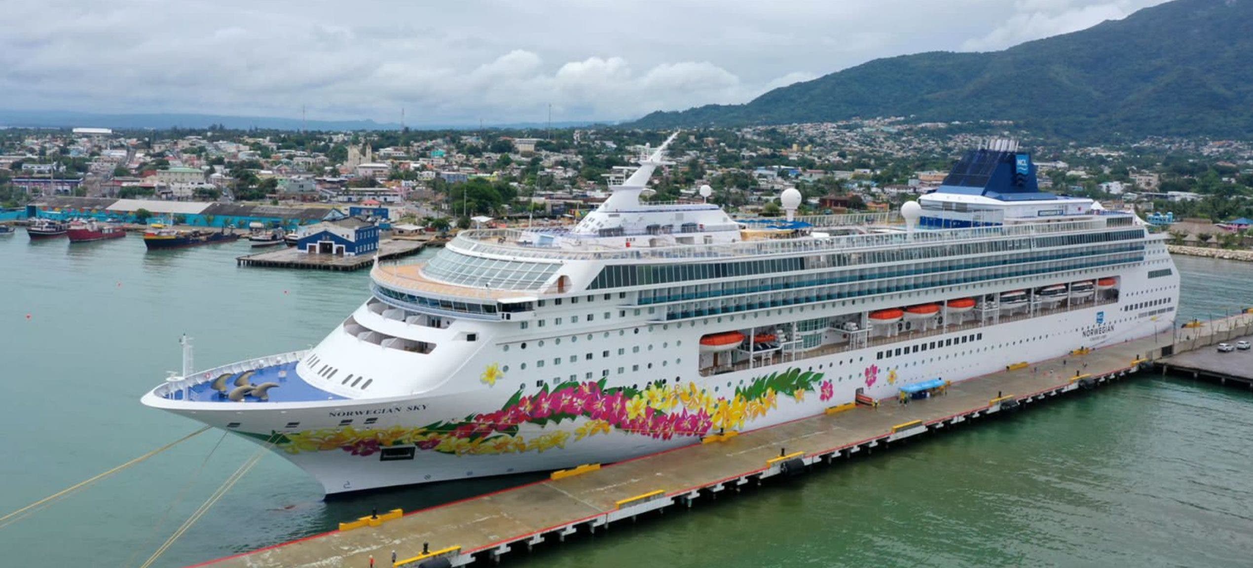 Más de 210 mil pasajeros han llegado a Puerto Plata en 4 meses por terminal Taíno Bay