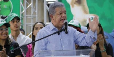 Leonel Fernández: El gobierno no sabe resolver los problemas del país y se justifica en la crisis