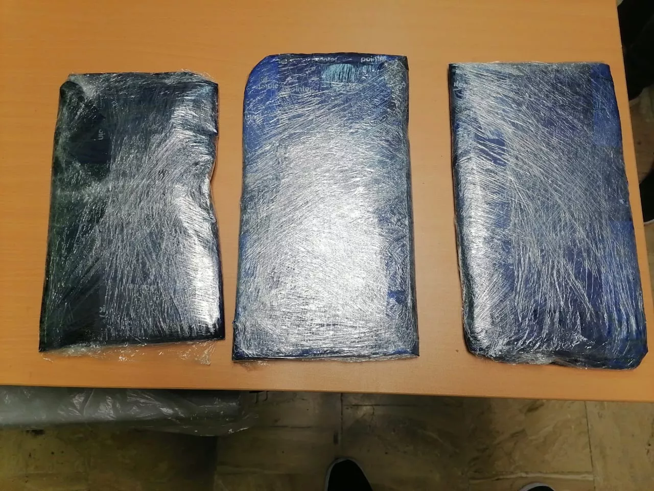 Detienen extranjera con tres paquetes de cocaína en Aeropuerto de Punta Cana