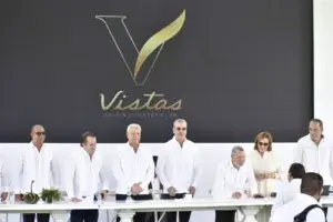 Presidente Abinader participa en inauguración campo Vista Golf