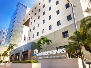 Banreservas sube siente posiciones en ranking de los 50 bancos más grandes de AL