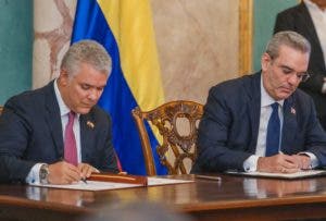 República Dominicana y Colombia firman 5 acuerdos durante visita de Duque