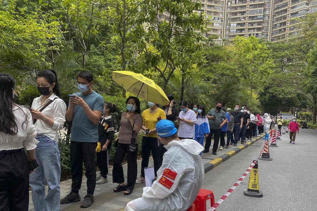 «Ómicron no es una gripe», dicen expertos chinos que descartan relajar restricciones