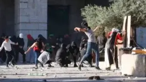 Más de 150 palestinos heridos en enfrentamientos en Jerusalén en una jornada fiestas religiosas