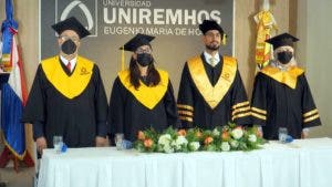 UNIREMHOS inviste a 413 nuevos profesionales, 274 son de enfermería