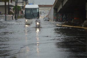 COE aumenta a siete las provincias en alerta amarilla por vaguada