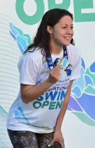 Krystal Lara impone récord en Campeonato Nacional de Natación