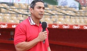 Marlins muestran interés en Luis Rojas para el puesto de dirigente 