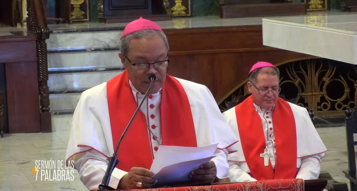Obispo llama a proporcionar a las familias oportunidades que le den estabilidad social