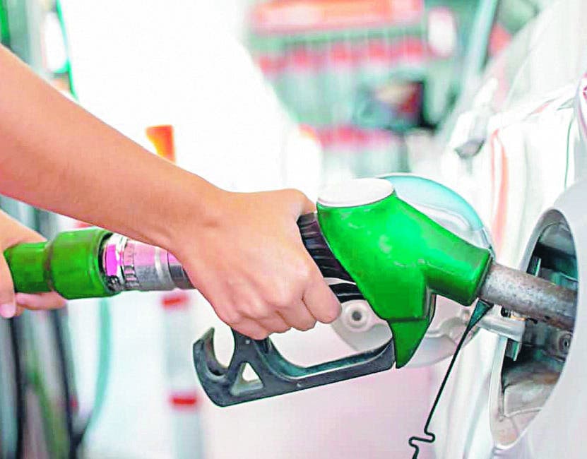 Gobierno mantiene sin variación precio de los combustibles