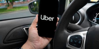 Conductores de Uber realizan paro nacional