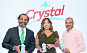 Agua Crystal lanza nuevo empaque en Tetra Pak