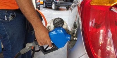 Gobierno dispone aumento de precio de cuatro combustibles