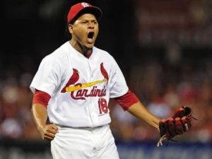 MLB suspende al dominicano Carlos Martínez por sustancias prohibidas