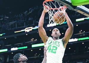 Al Horford y Marcus Smart son bajas para  los Celtics