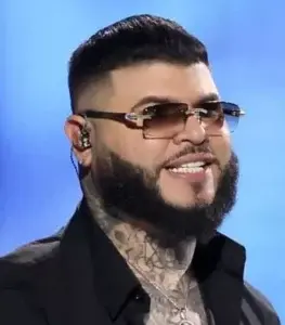 Farruko quiere llegar donde la iglesia no llega