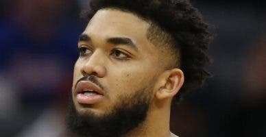 Karl Anthony Towns se somete a  tratamiento médico