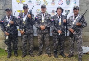 Policía Barre en Tiro de Fusil Juegos Deportivos Militares