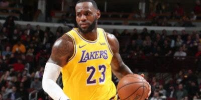 LeBron y Magic, entre consejeros de Lakers