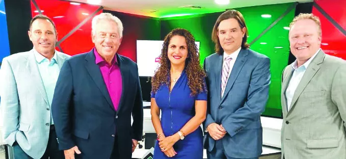 John Maxwell dicta una conferencia  New Horizons