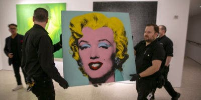 «Marilyn» de Warhol se vende en subasta por récord de $195MM